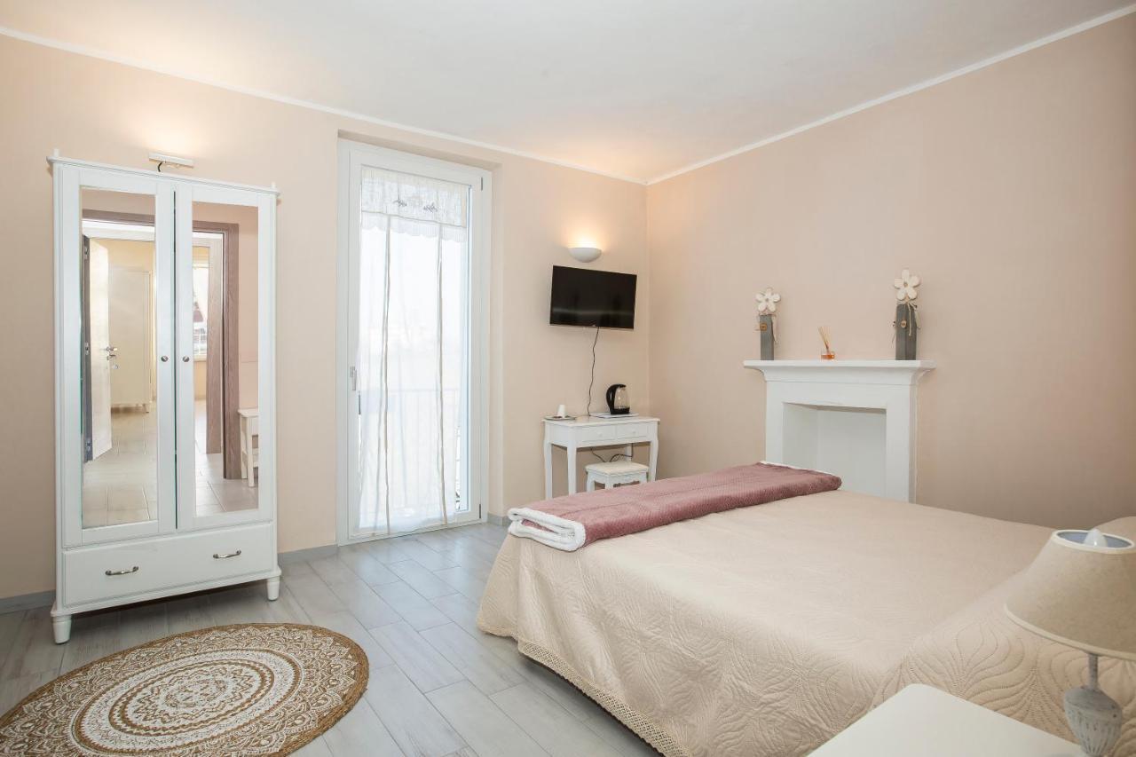 700Enolocanda Santa Giuletta Bagian luar foto